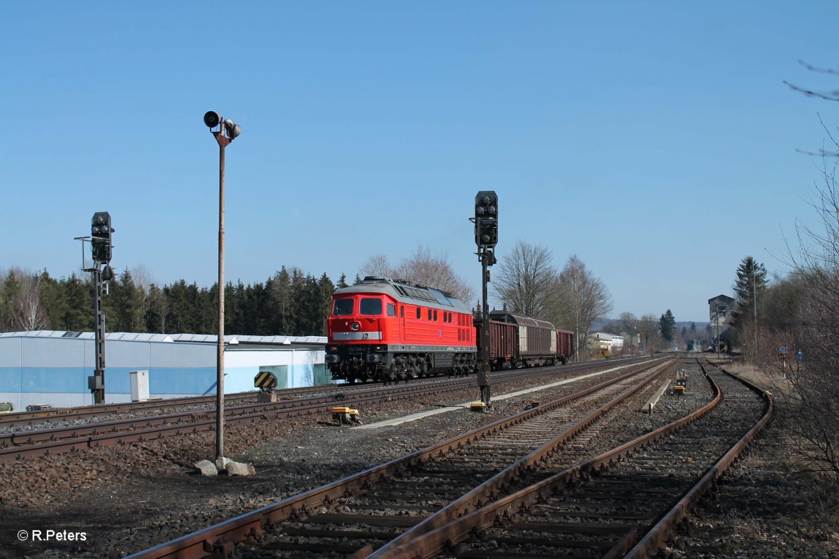 232 569-4 mit einem nur 3 Wagen 45365 N�rnberg - Cheb in Pechbrunn. 17.03.16