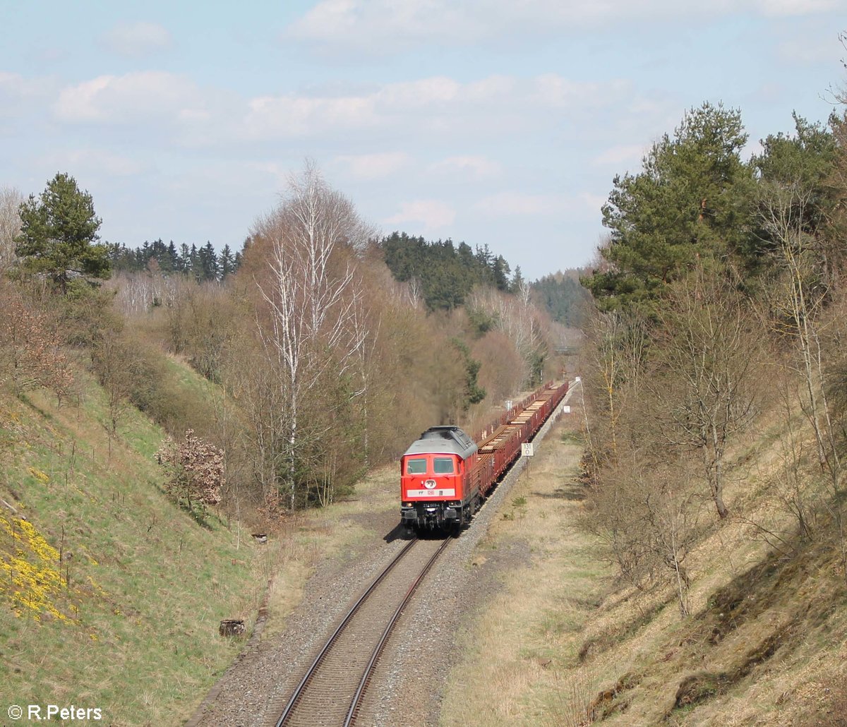 232 569 mit den 45392 Langschienen nach NNR in Seu�en. 25.04.21