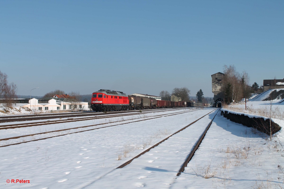 
232 609-9 durchfährt Pechbrunn mit dem 45365 NNR - XTCH. 16.02.15