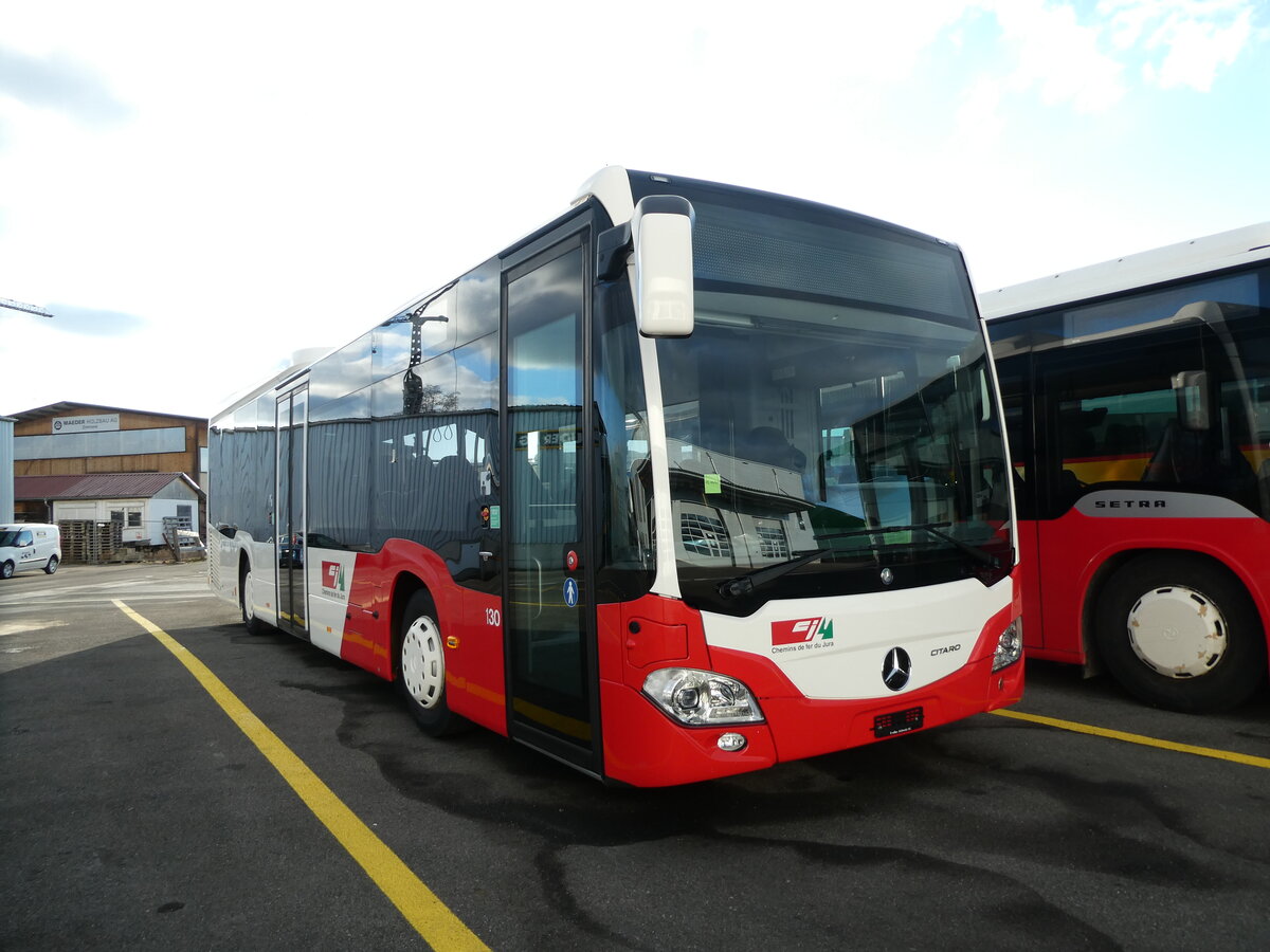 (232'573) - CJ Tramelan - Nr. 130 - Mercedes am 30. Januar 2022 in Kerzers, Interbus
