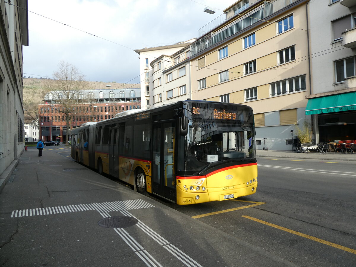 (232'630) - Steiner, Ortschwaben - Nr. 15/BE 438'425 - Solaris (ex PostAuto Bern Nr. 684) am 6. Februar 2022 beim Bahnhof Biel