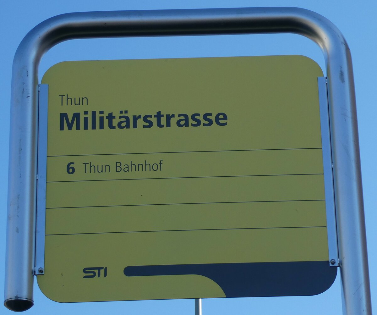 (232'824) - STI-Haltestellenschild - Thun, Militrstrasse - am 13. Februar 2022