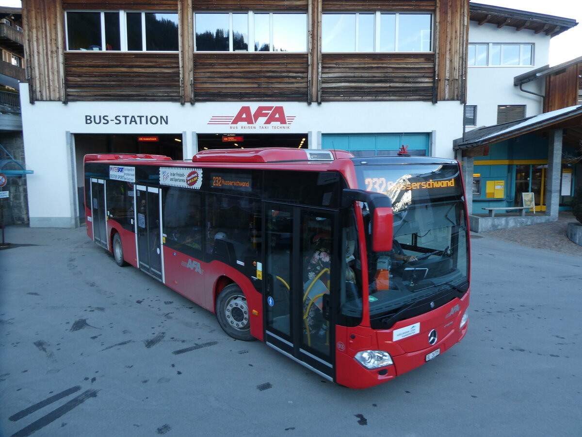 (233'103) - AFA Adelboden - Nr. 93/BE 26'705 - Mercedes am 23. Februar 2022 in Adelboden, Busstation
