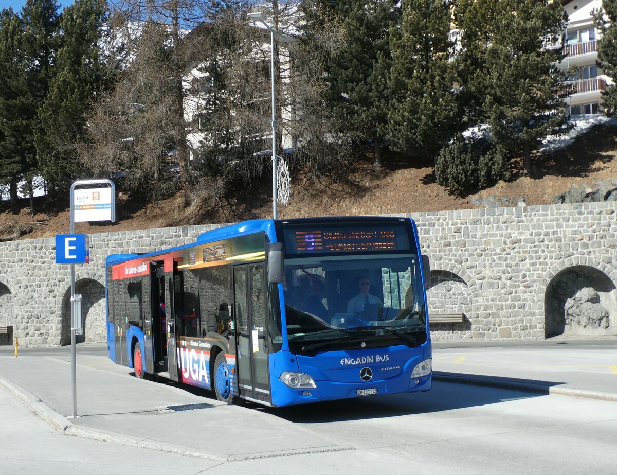 (233'672) - Engadin Bus, St. Moritz - Nr. 112/GR 100'112 - Mercedes am 10. Mrz 2022 beim Bahnhof St. Moritz