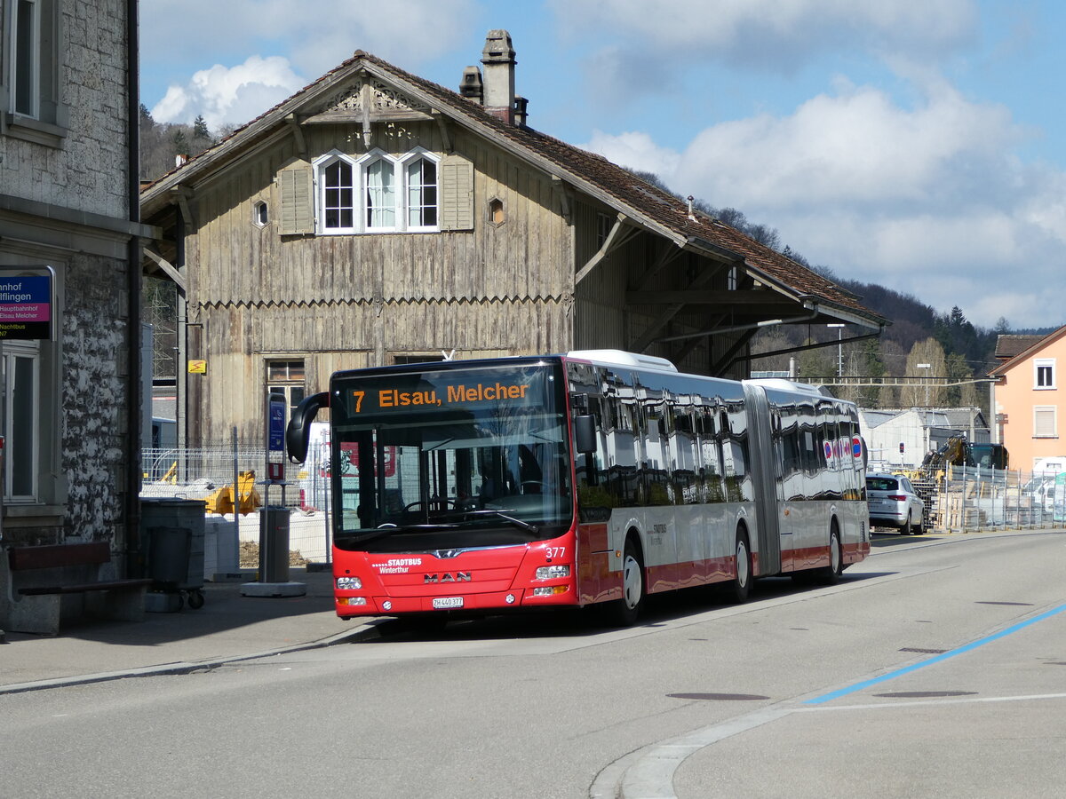 (234'300) - SW Winterthur - Nr. 377/ZH 440'377 - MAn am 10. April 2022 beim Bahnhof Winterthur Wlflingen