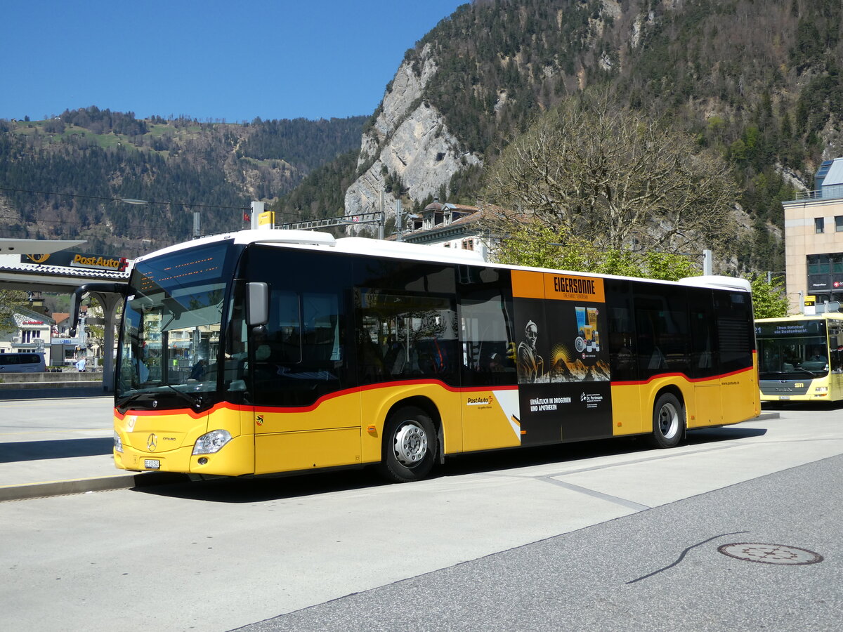 (234'670) - PostAuto Bern - BE 610'543 - Mercedes am 17. April 2022 beim Bahnhof Interlaken West