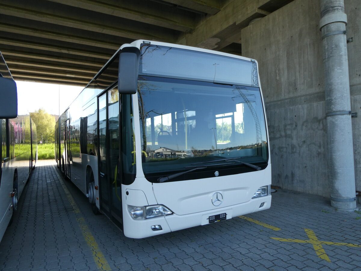 (234'696) - Interbus, Kerzers - Mercedes (ex VBL Luzern Nr. 158) am 18. April 2022 in Kerzers, Murtenstrasse