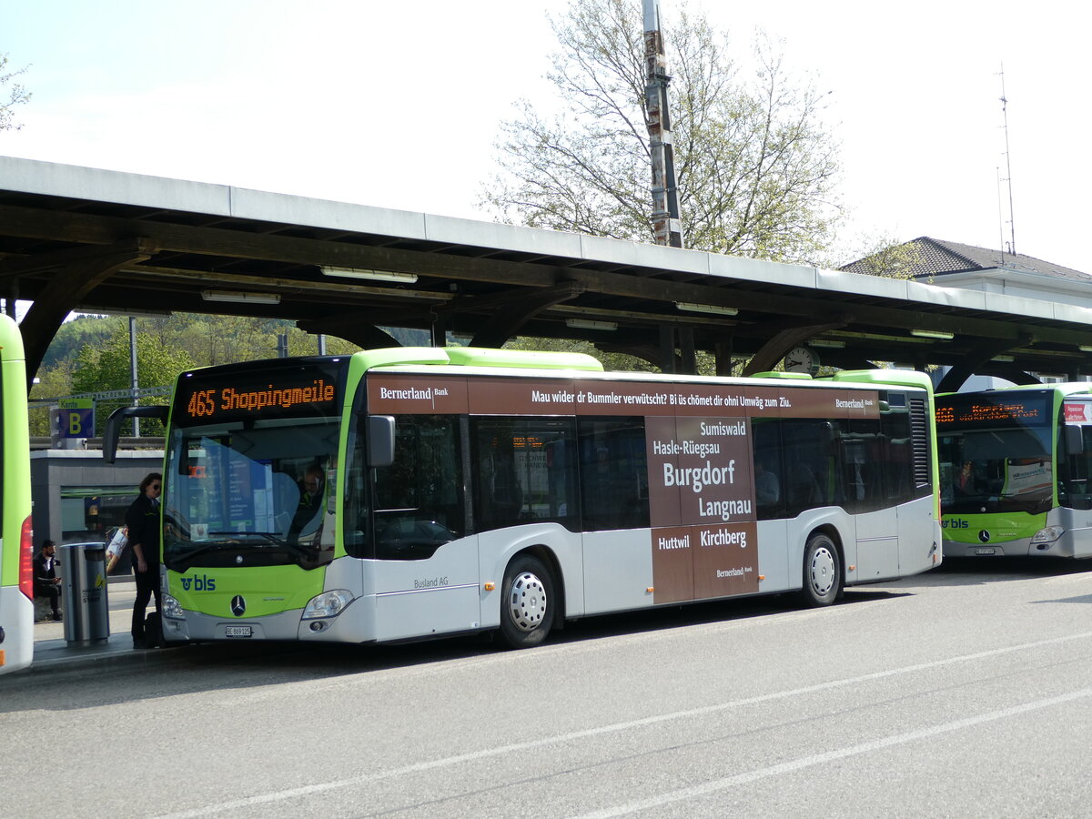 (235'105) - Busland, Burgdorf - Nr. 125/BE 869'125 - Mercedes am 4. Mai 2022 beim Bahnhof Burgdorf