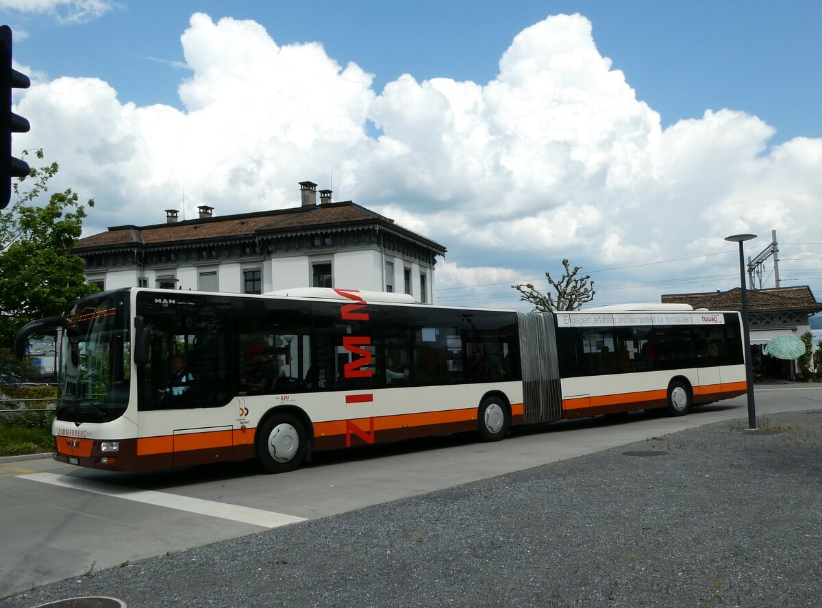 (235'159) - Bamert, Wollerau - SZ 40'170 - MAN am 4. Mai 2022 beim Bahnhof Richterswil