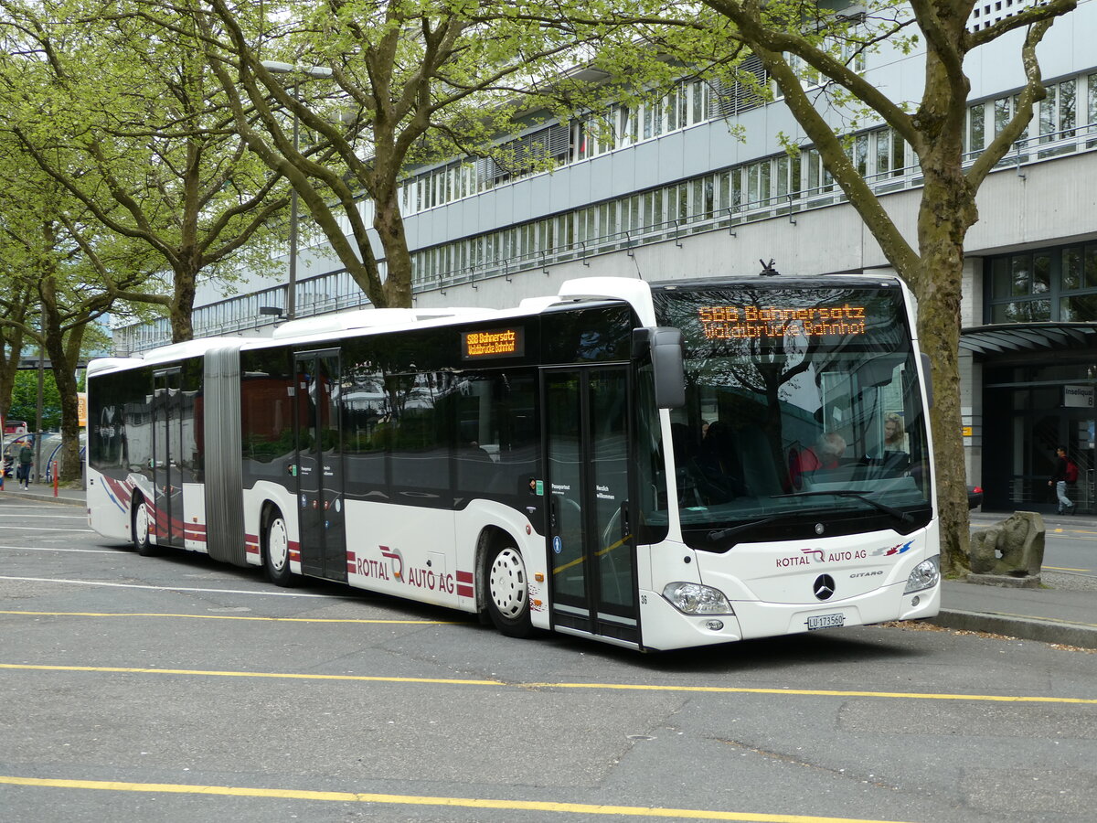 (235'220) - ARAG Ruswil - Nr. 36/LU 173'560 - Mercedes am 4. Mai 2022 in Luzern, Inseli-P