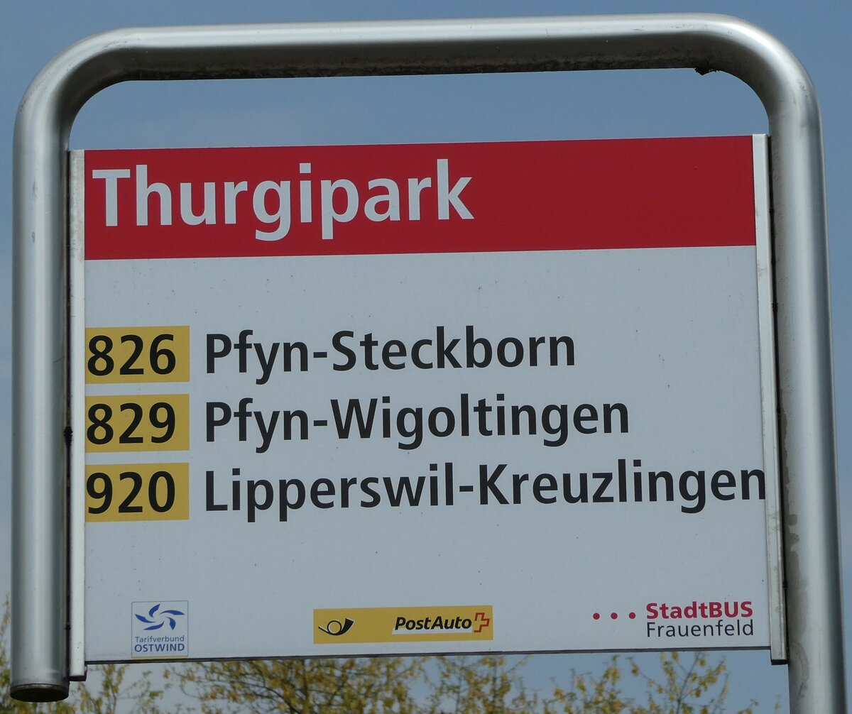 (235'412) - PostAuto/StadtBUS-Haltestellenschild - Frauenfeld, Thurgipark - am 7. Mai 2022