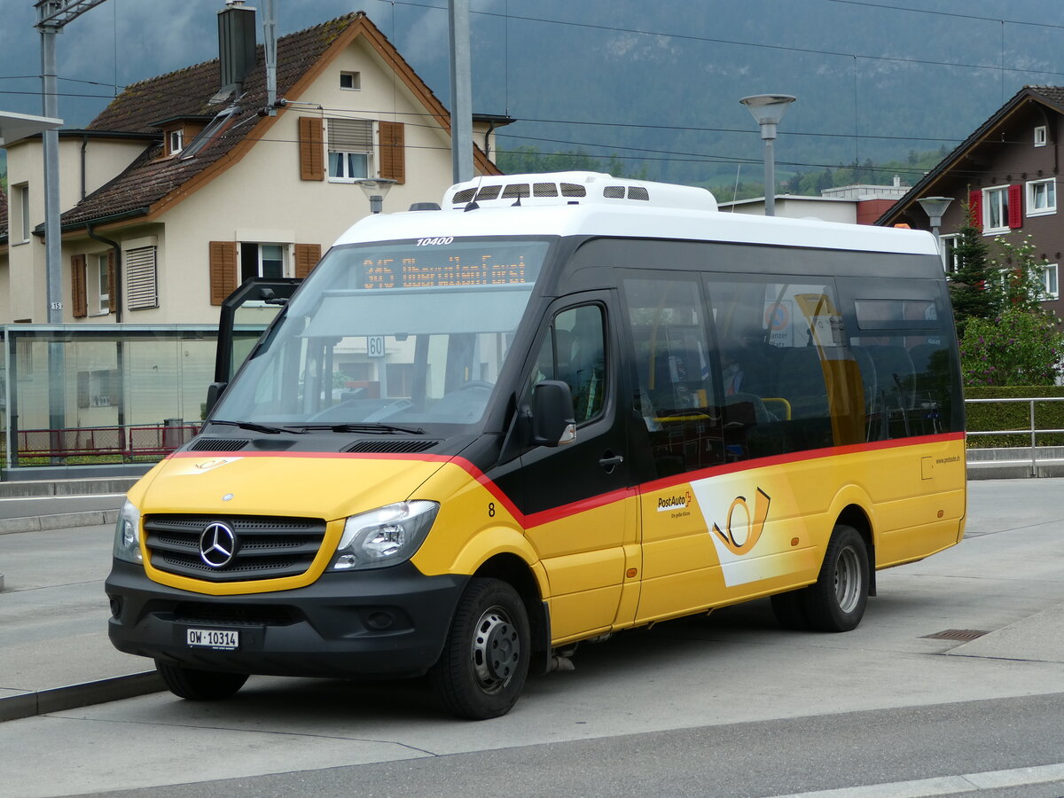 (235'454) - PostAuto Zentralschweiz - Nr. 8/OW 10'314 - Mercedes (ex Dillier, Sarnen Nr. 8) am 8. Mai 2022 beim Bahnhof Sarnen