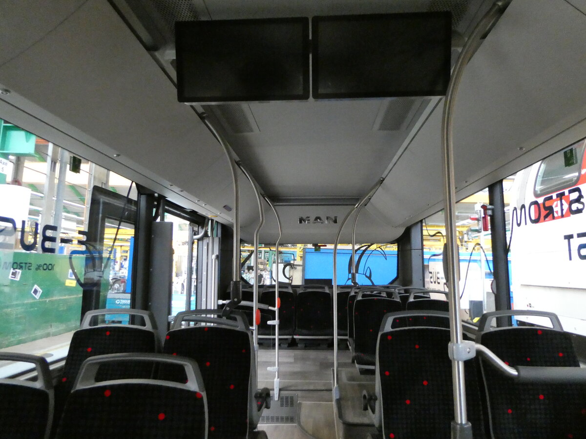 (236'131) - Engadin Bus, St. Moritz - Nr. 5 - MAN am 22. Mai 2022 in Olten, Industriewerk (Innenaufnahme)