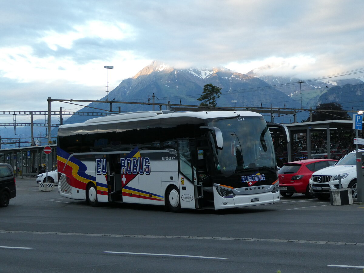 (236'205) - Eurobus, Bern - Nr. 4/BE 379'904 - Setra am 26. Mai 2022 beim Bahnhof Thun