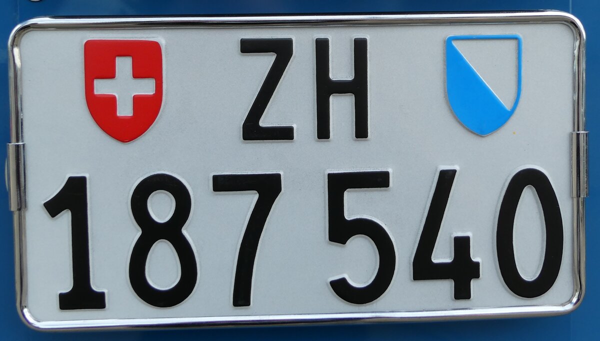 (236'400) - Nummernschild - ZH 187'540 - am 28. Mai 2022 in Zrich, Wartau