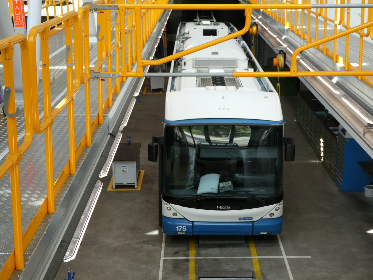 (236'463) - VBZ Zrich - Nr. 175 - Hess/Hess Gelenktrolleybus am 28. Mai 2022 in Zrich, Garage Hardau
