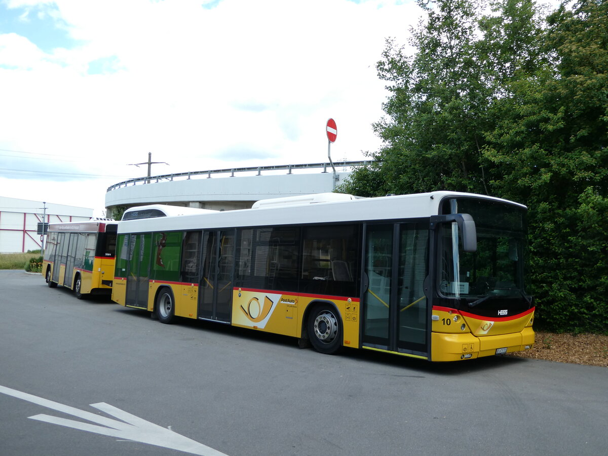 (236'493) - PostAuto Bern - Nr. 10/BE 673'731 - Hess (ex Klopfstein, Laupen Nr. 10) am 29. Mai 2022 in Kerzers, Interbus