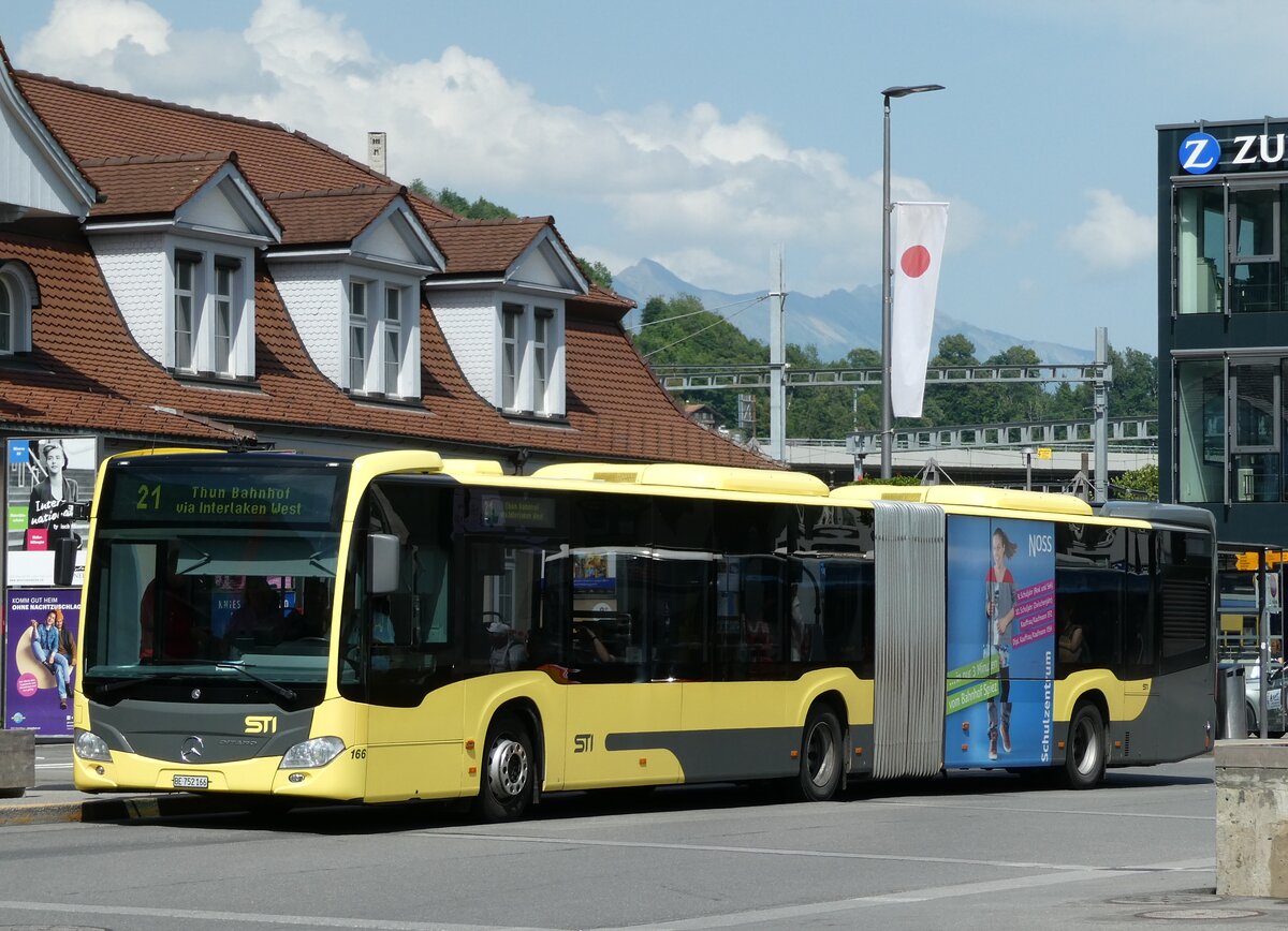 (236'745) - STI Thun - Nr. 166/BE 752'166 - Mercedes am 4. Juni 2022 beim Bahnhof Interlaken Ost