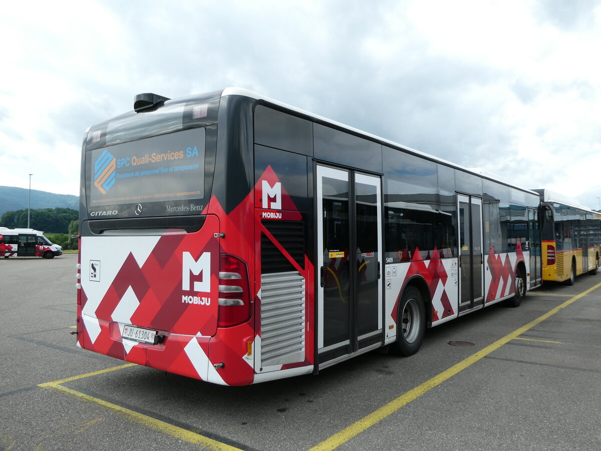 (236'879) - CarPostal Ouest - JU 61'304 - Mercedes (ex Nr. 17) am 6. Juni 2022 in Develier, Parkplatz