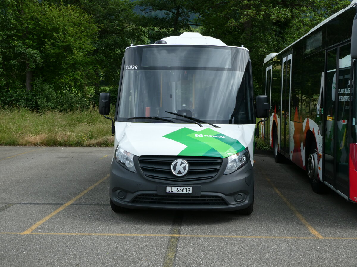 (236'893) - CarPostal Ouest - JU 63'619 - K-Bus am 6. Juni 2022 in Develier, Parkplatz