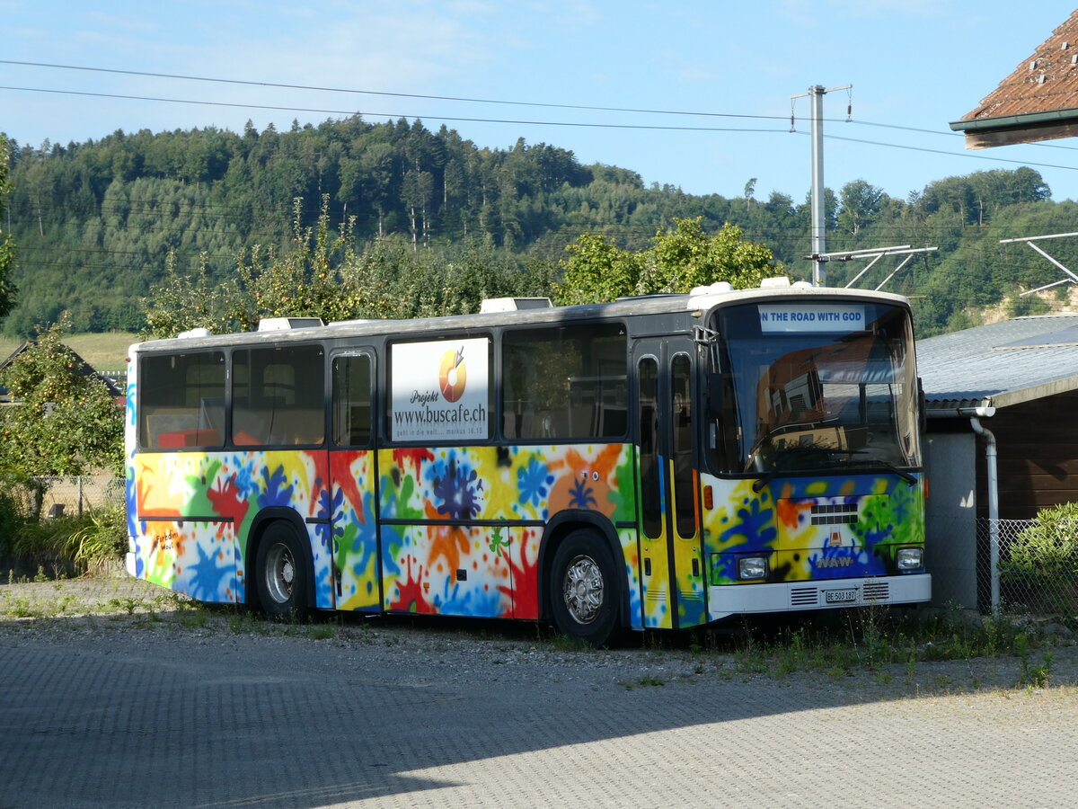 (238'728) - Buscafe, Wattenwil - BE 503'187 - NAW/R&J (ex Koch, Giswil; ex KWO Innertkirchen; ex Heim, Flums) am 1. August 2022 in Schpfen, Lyssstrasse
