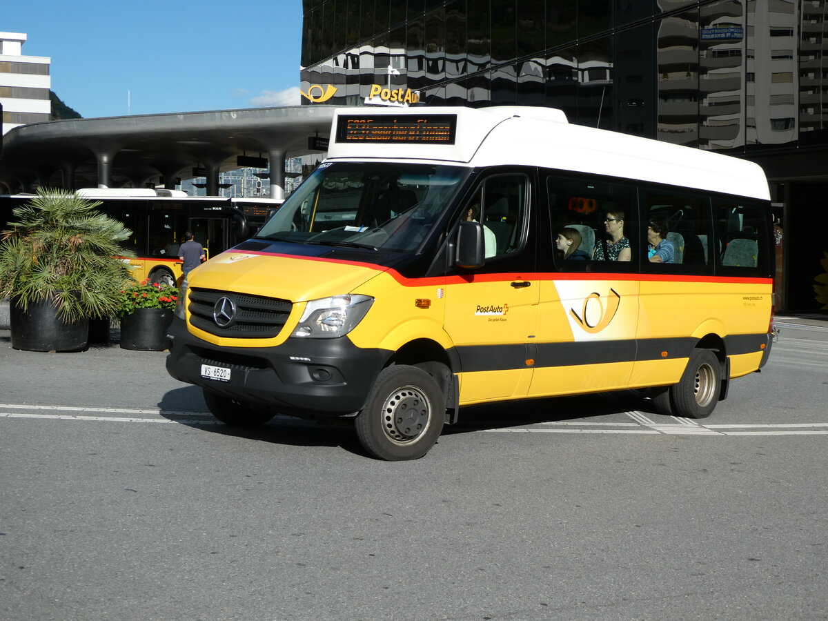 (239'323) - BUS-trans, Visp - VS 6520 - Mercedes (ex VS 450) am 21. August 2022 beim Bahnhof Visp