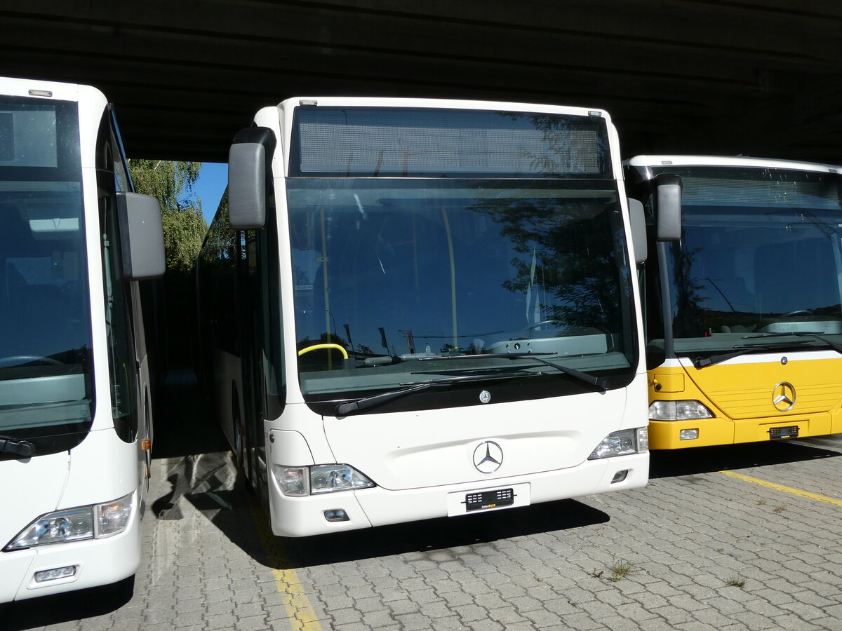 (240'037) - Interbus, Yverdon - Nr. 221 - Mercedes (ex VBL Luzern Nr. 161) am 11. September 2022 in Kerzers, Murtenstrasse