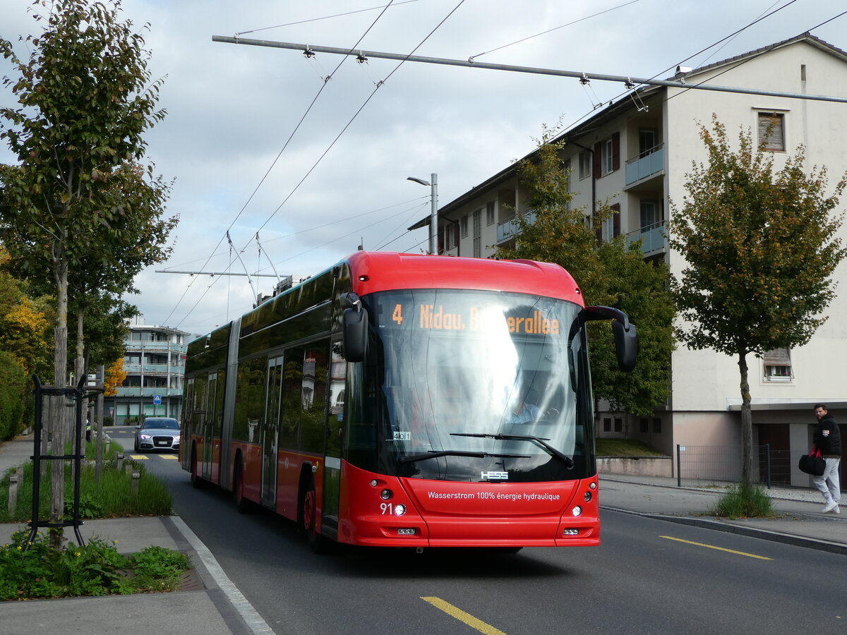 (240'823) - VB Biel - Nr. 91 - Hess/Hess Gelenktrolleybus am 9. Oktober 2022 in Biel, Lerchenweg