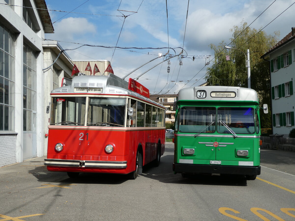 (240'845) - VB Biel - Nr. 21 - Berna/Hess Trolleybus + BVB Basel (RWB) - Nr. 75/BE 399'675 - FBW/FHS am 9. Oktober 2022 in Biel, Depot VB