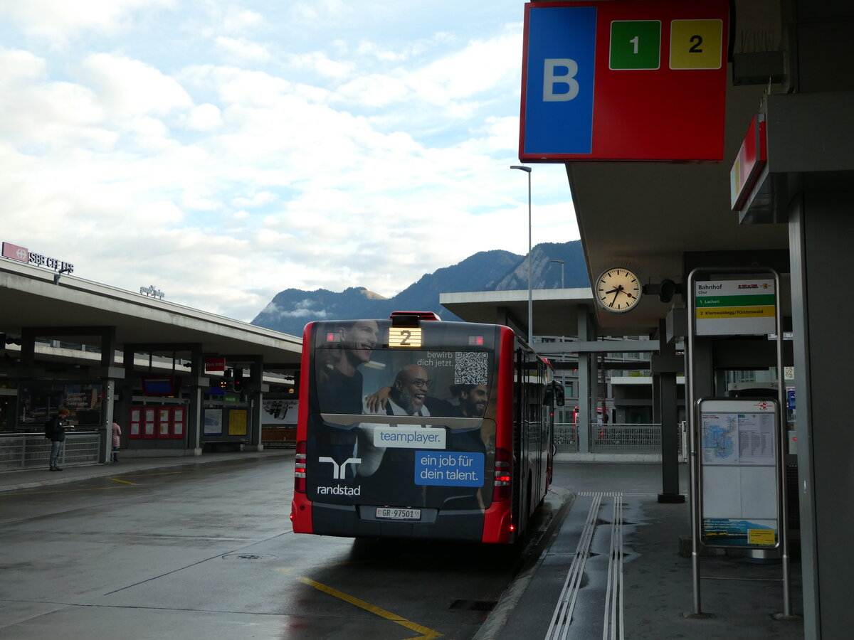 (241'272) - Chur Bus, Chur - Nr. 1/GR 97'501 - Mercedes am 14. Oktober 2022 beim Bahnhof Chur