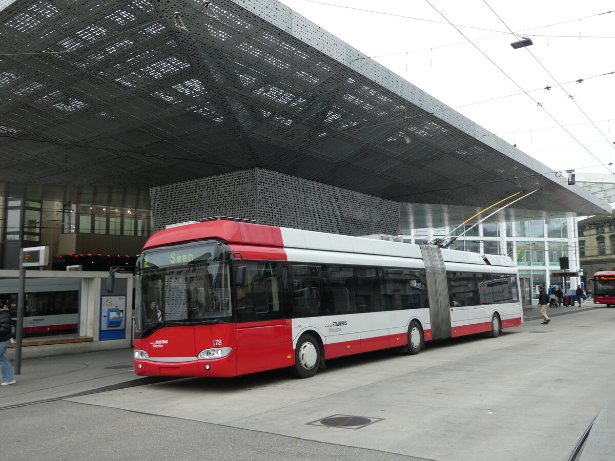 (242'485) - SW Winterthur - Nr. 178 - Solaris Gelenktrolleybus am 12. November 2022 beim Hauptbahnhof Winterthur