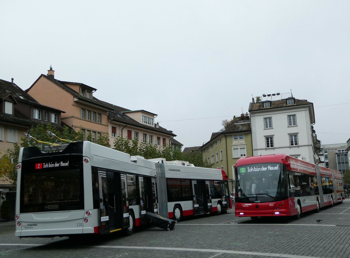(242'495) - SW Winterthur - Nr. 131 - Hess/Hess Gelenktrolleybus + Nr. 401 - Hess/Hess Doppelgelenktrolleybus am 12. November 2022 in Winterthur, Neumarkt