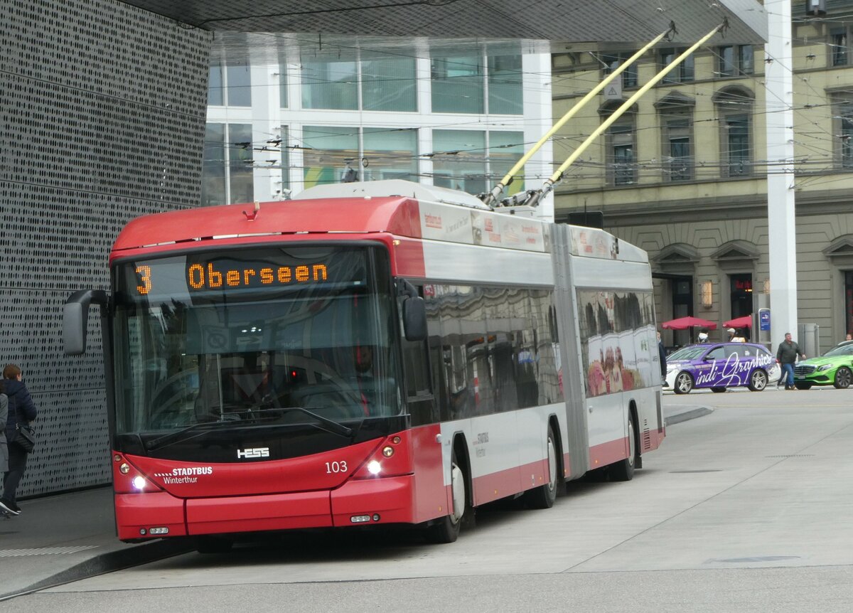 (242'511) - SW Winterthur - Nr. 103 - Hess/Hess Gelenktrolleybus am 12. November 2022 beim Hauptbahnhof Winterthur