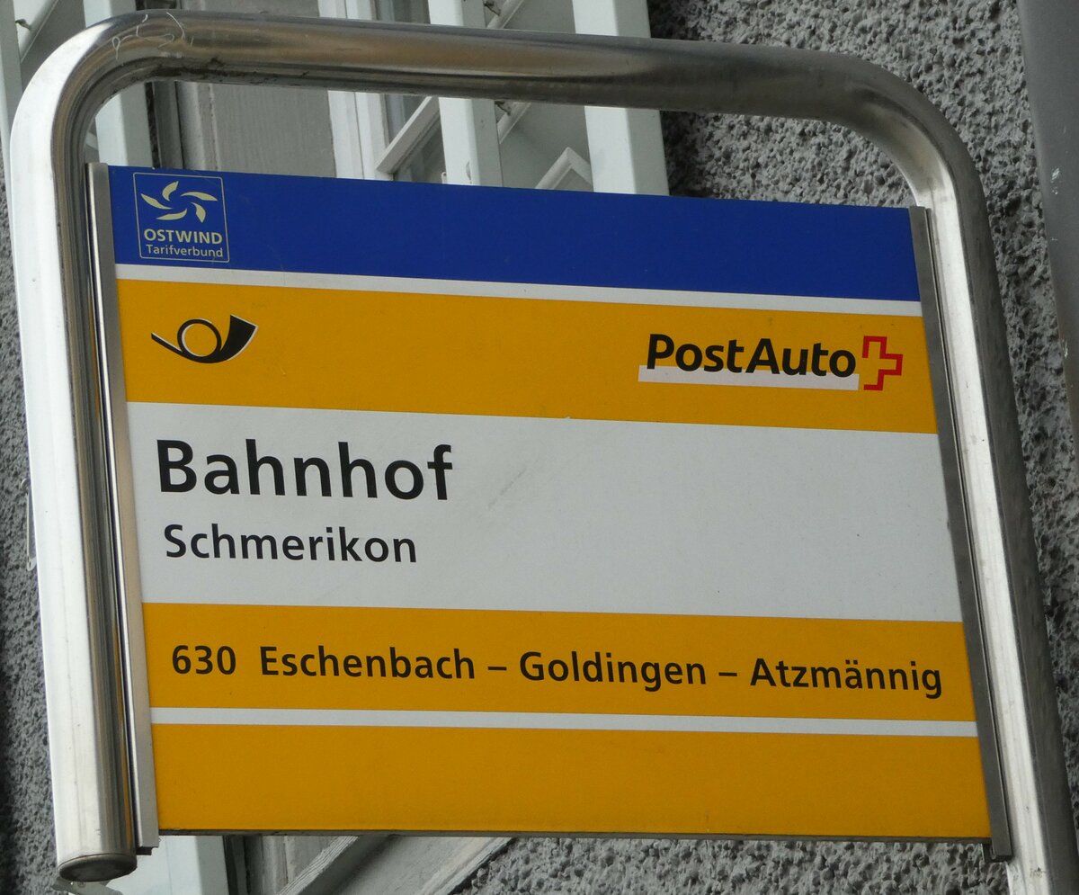 (242'658) - PostAuto-Haltestellenschild - Schmerikon, Bahnhof - am 13. November 2022