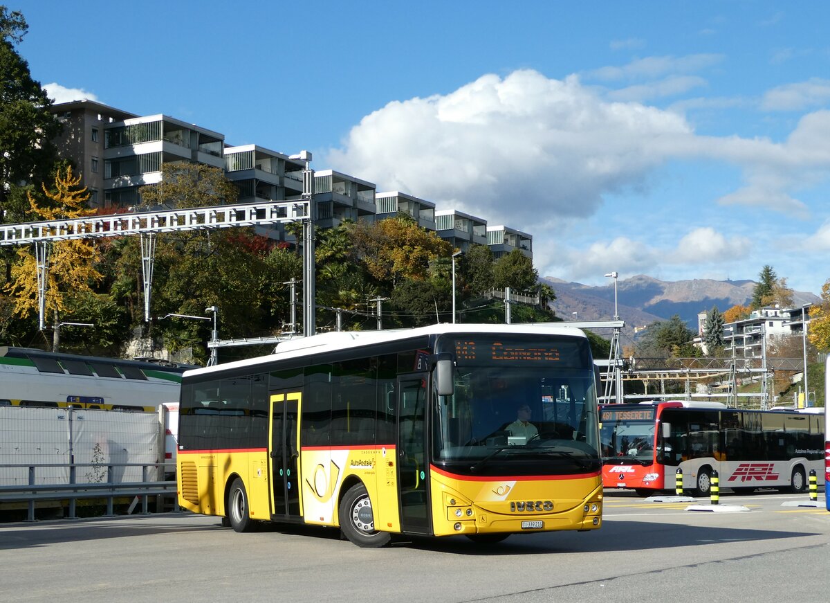 (242'910) - AutoPostale Ticino - TI 339'214 - Iveco am 17. November 2022 beim Bahnhof Lugano