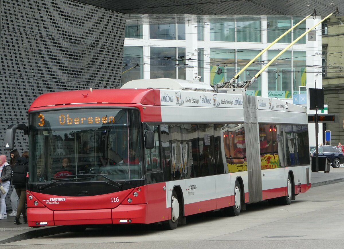 (243'266) - SW Winterthur - Nr. 116 - Hess/Hess Gelenktrolleybus am 29. November 2022 beim Hauptbahnhof Winterthur