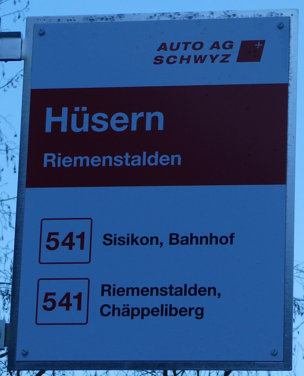 (243'629) - AUTO AG SCHWYZ-Haltestellenschild - Riemenstalden, Hsern - am 8. Dezember 2022