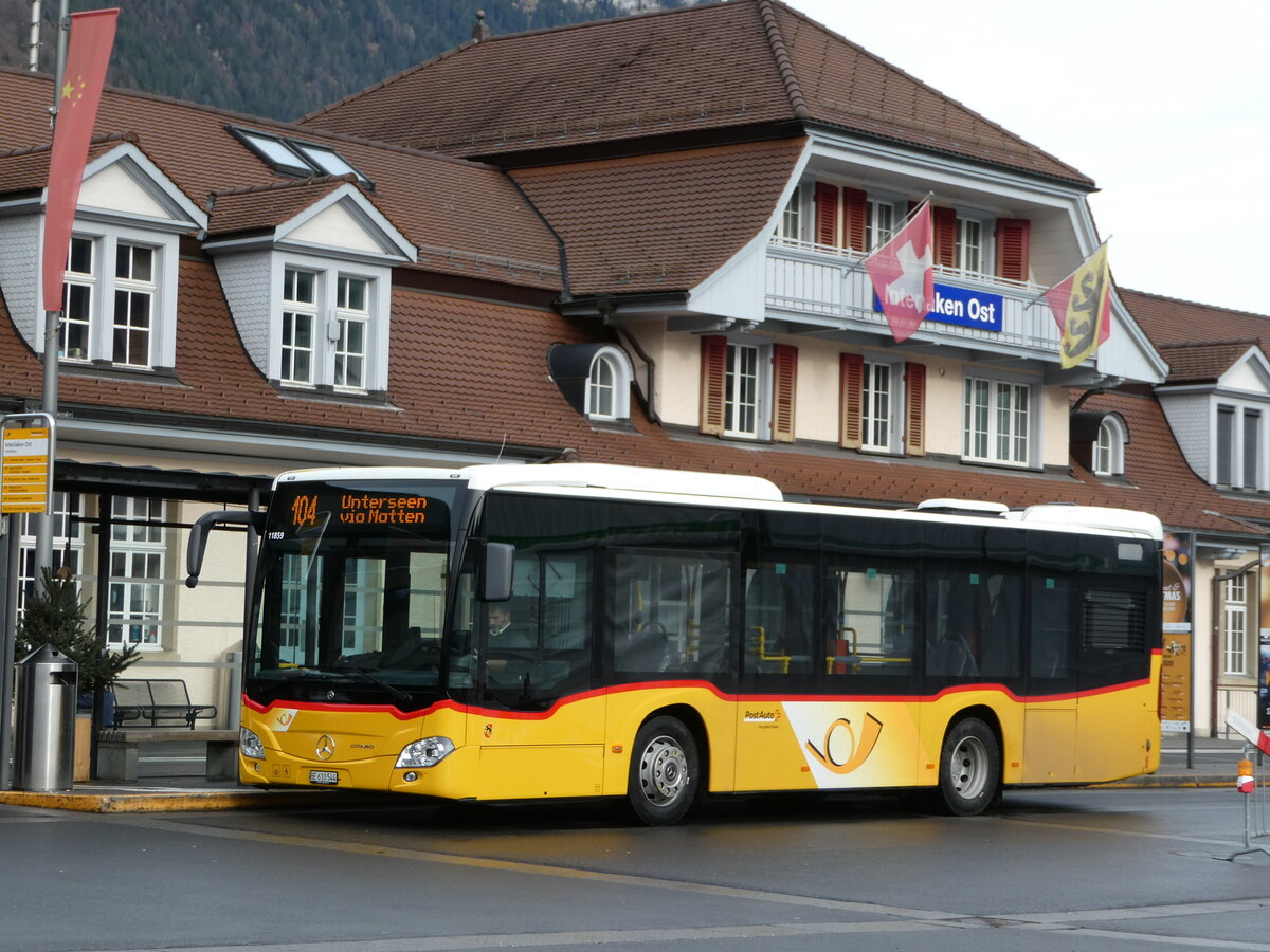 (244'287) - PostAuto Bern - BE 610'544 - Mercedes am 31. Dezember 2022 beim Bahnhof Interlaken Ost