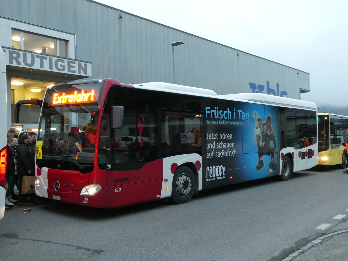 (244'501) - TPF Fribourg (Wieland 76) - Nr. 612/FR 300'241 - Mercedes am 7. Januar 2023 beim Bahnhof Frutigen