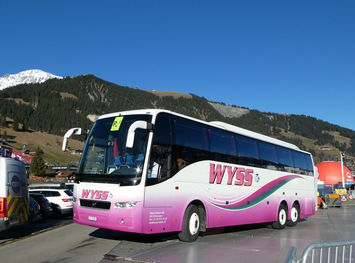 (244'624) - Wyss, Boningen - SO 21'267 - Volvo (ex Nr. 42) am 7. Januar 2023 in Adelboden, Weltcup