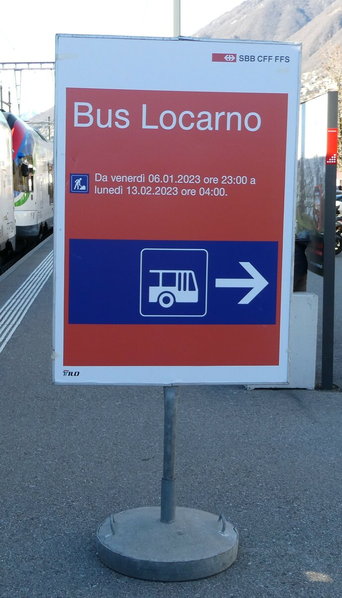 (244'902) - Bus Locarno am 10. Januar 2023 beim Bahnhof Tenero