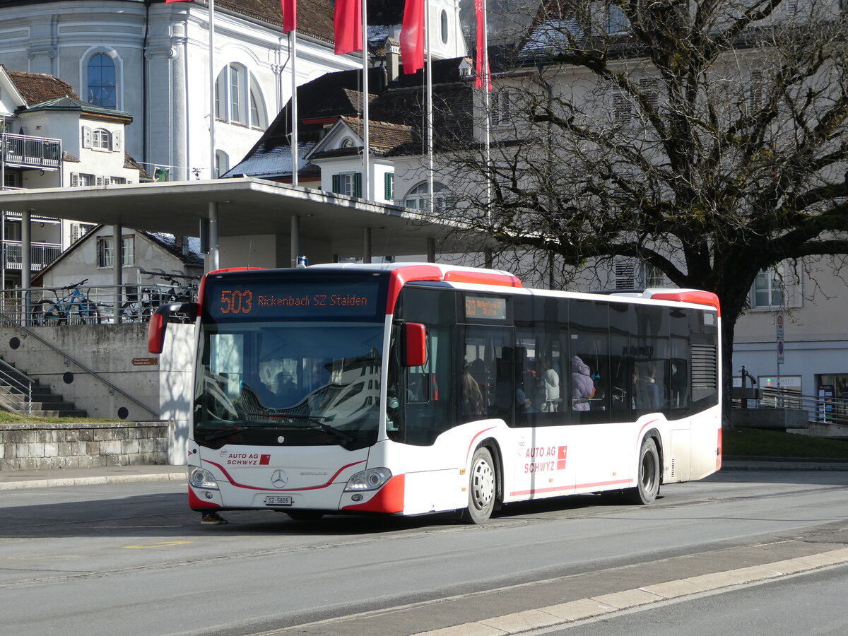 (245'720) - AAGS Schwyz - Nr. 9/SZ 5809 - Mercedes am 3. Februar 2023 in Schwyz, Zentrum