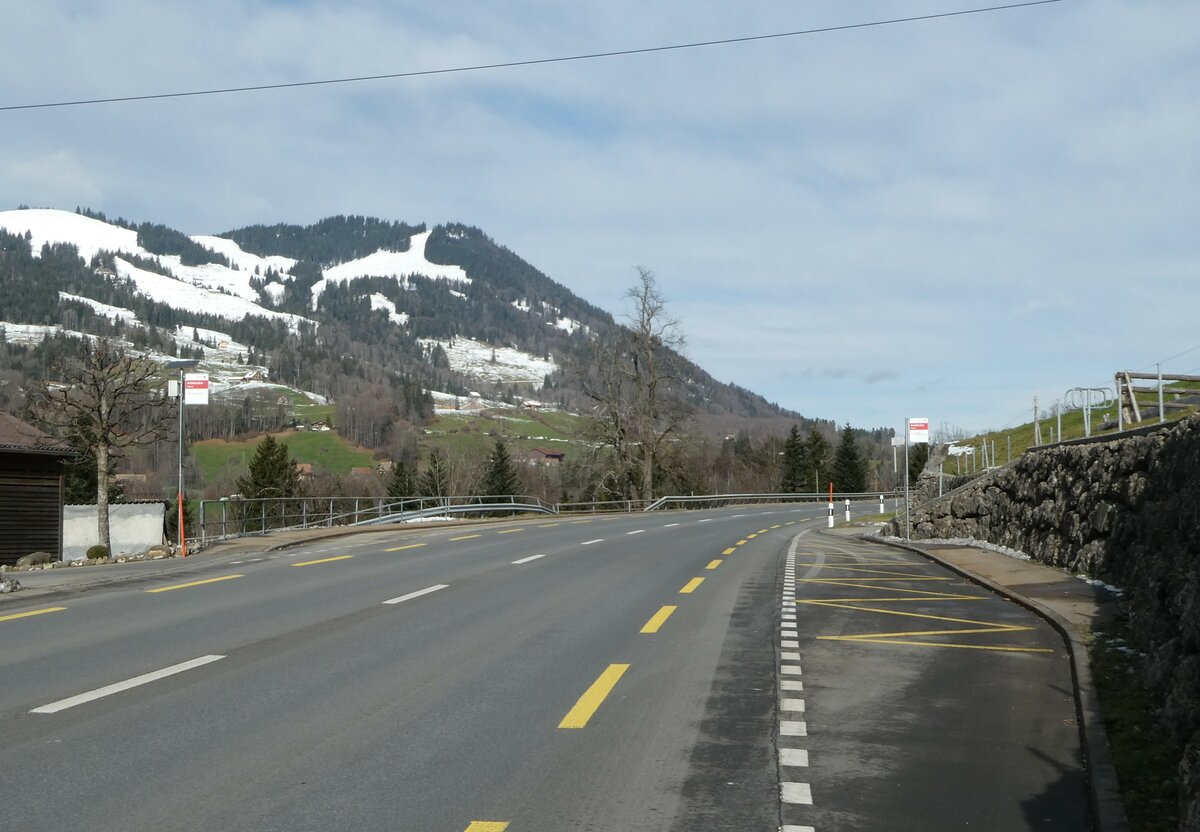 (245'731) - AAGS-Haltestellen an 3. Februar 2023 in Steinen, Adelboden