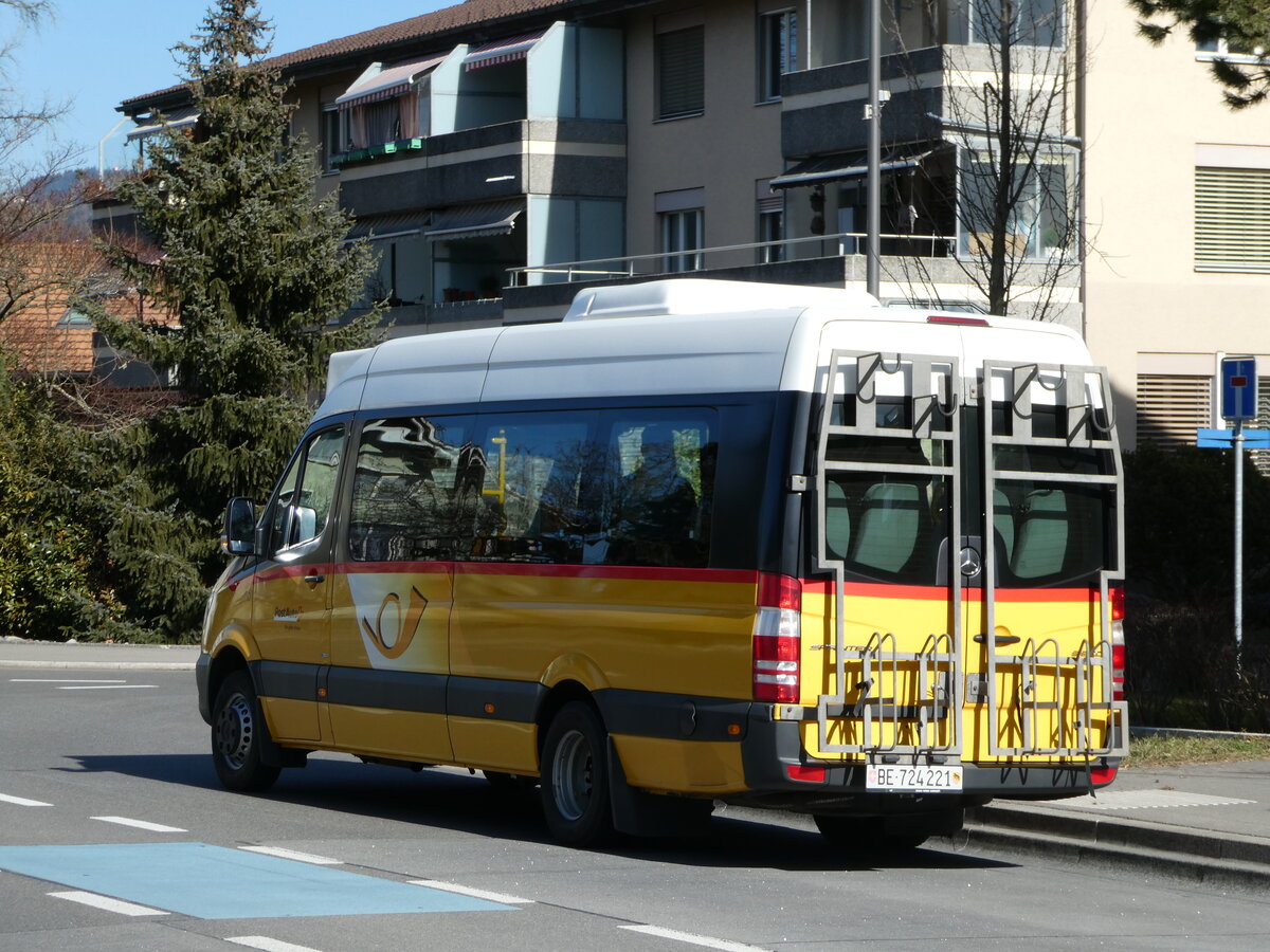 (246'375) - PostAuto Bern - Nr. 221/BE 724'221/PID 10'524 - Mercedes am 21. Februar 2023 in Thun-Lerchenfeld, Waldeck