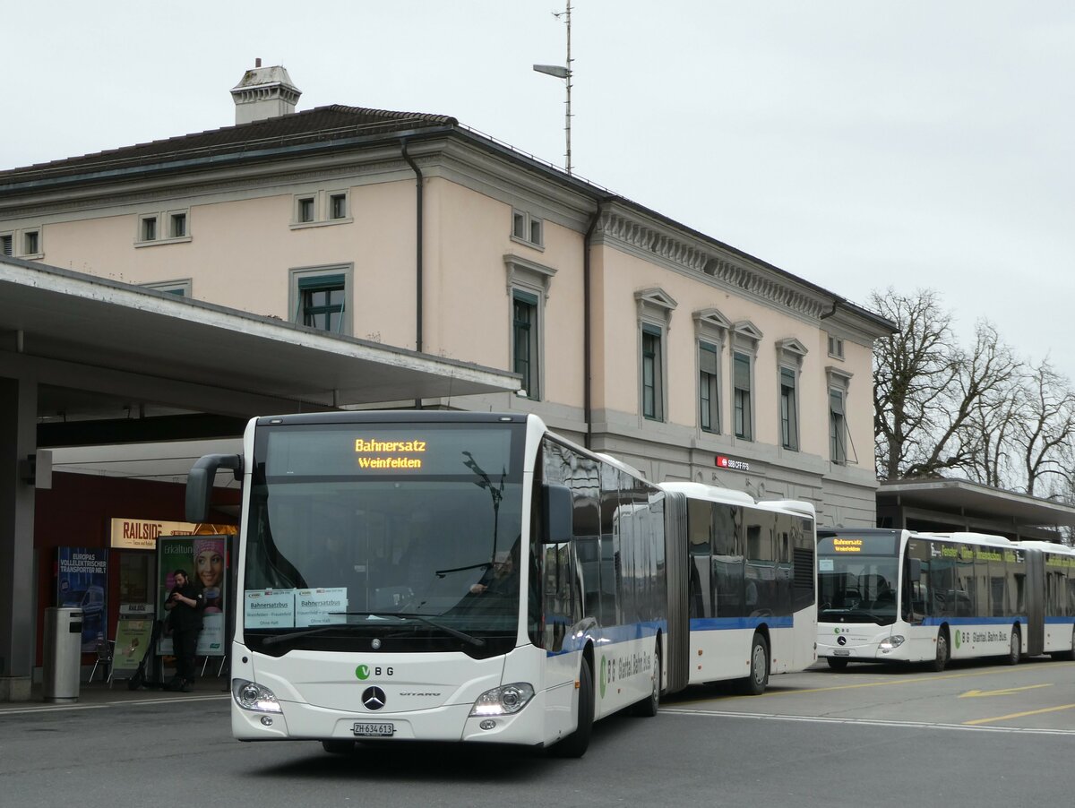 (246'582) - Welti-Furrer, Bassersdorf - Nr. 59/ZH 634'613 - Mercedes am 25. Februar 2023 beim Bahnhof Frauenfeld