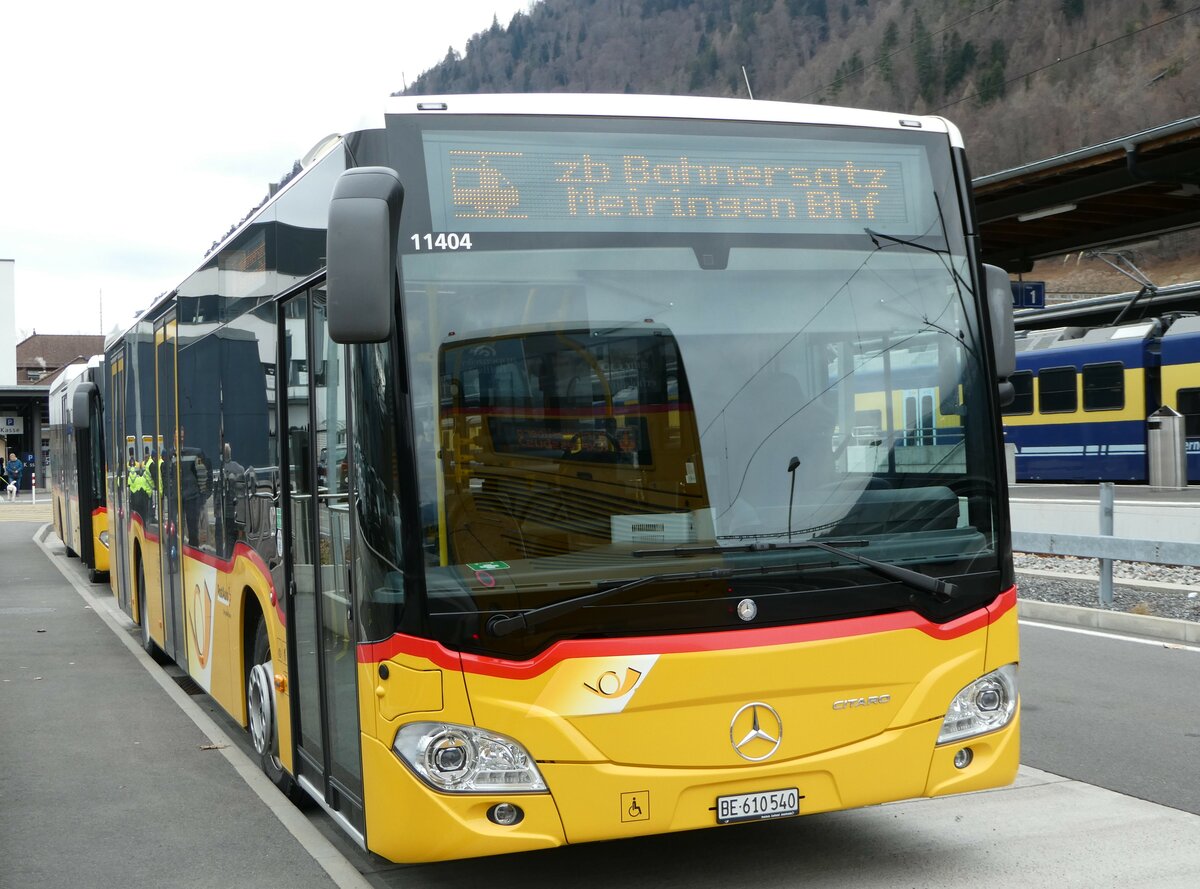 (246'736) - PostAuto Bern - BE 610'540/PID 11'404 - Mercedes am 27. Februar 2023 beim Bahnhof Interlaken Ost