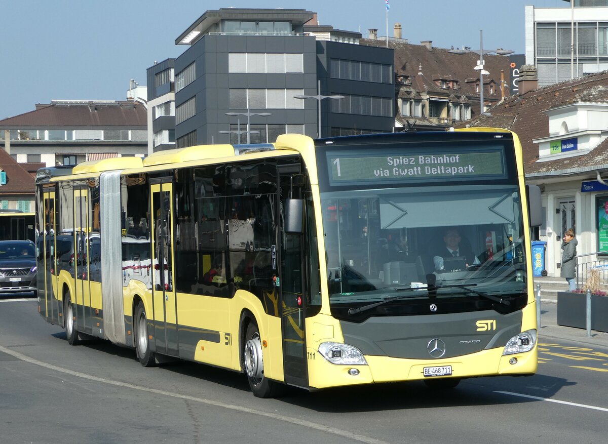 (246'887) - STI Thun - Nr. 711/BE 468'711 - Mercedes am 5. März 2023 beim Bahnhof Thun
