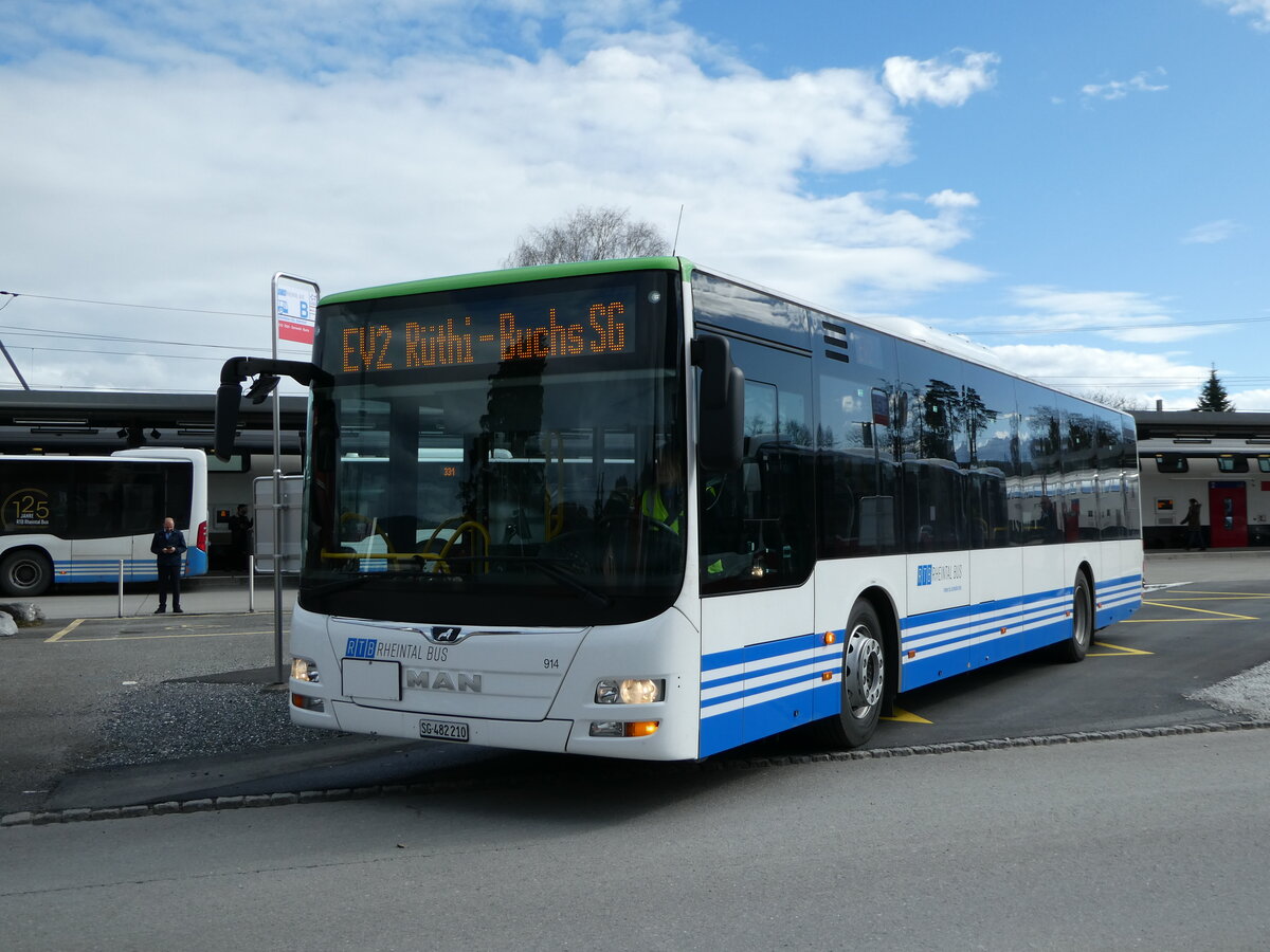 (247'038) - RTB Altstätten - Nr. 914/SG 482'210 - MAN (ex PostBus/A BD 15'358) am 9. März 2023 beim Bahnhof Altstätten