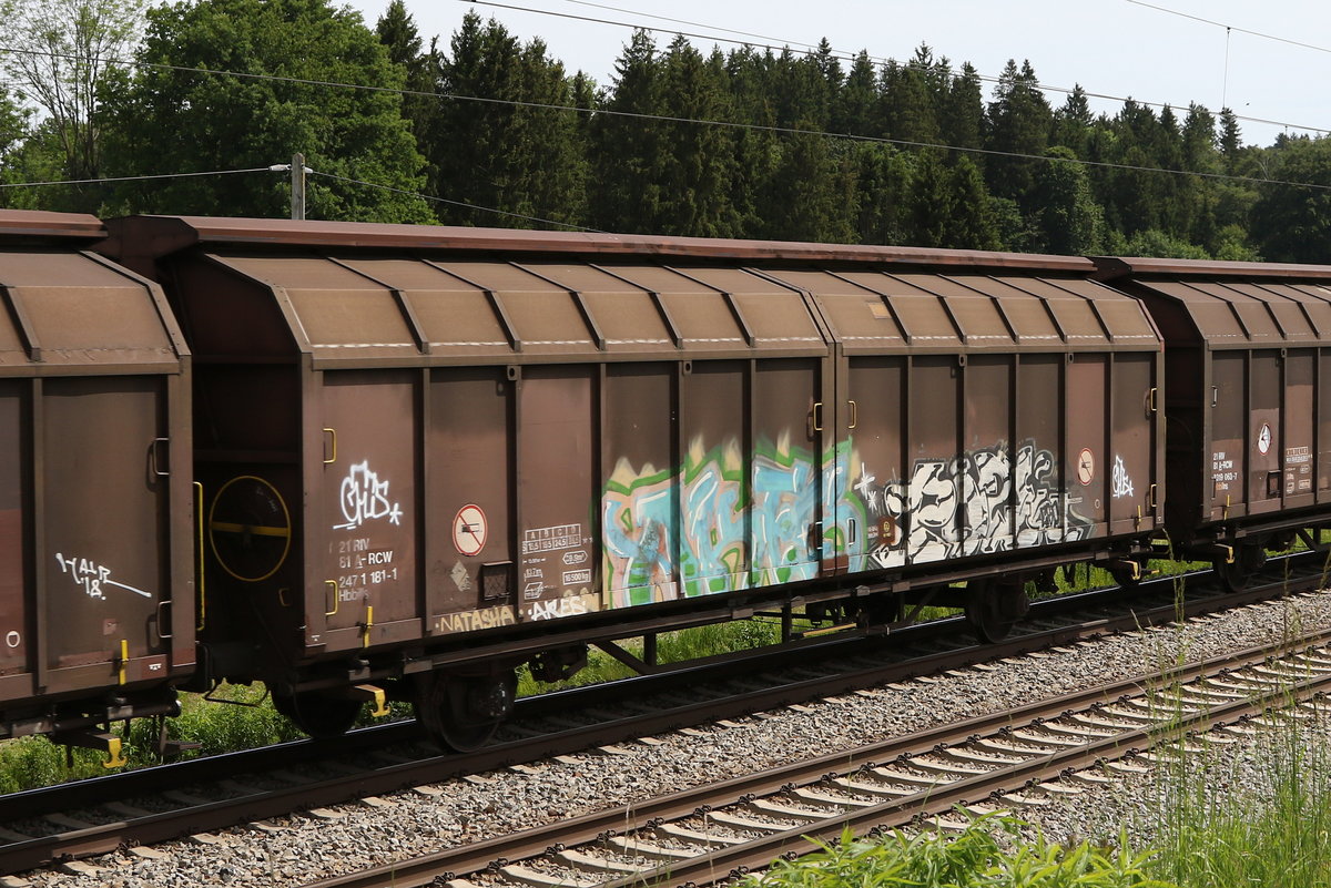 2471 181 (Hbbills) am 3. Juni 2020 bei Grabenst�tt.