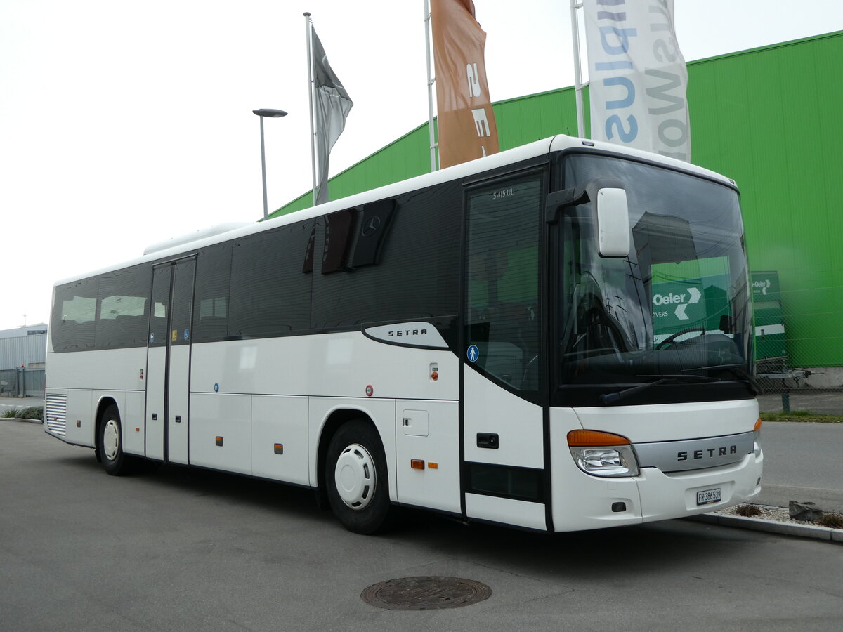 (247'698) - Interbus, Kerzers - FR 386'539 - Setra (ex CJ Tramelan Nr. 123) am 25. Mrz 2023 in Kerzers, Interbus